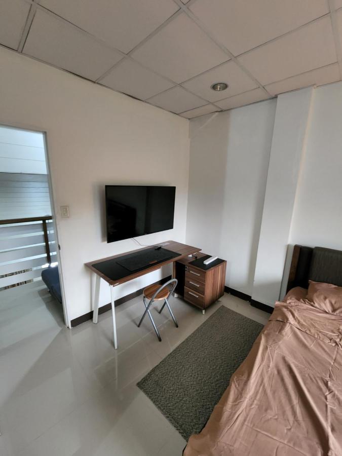 Baguio Hillside Haven Apartment Baguio City Екстериор снимка